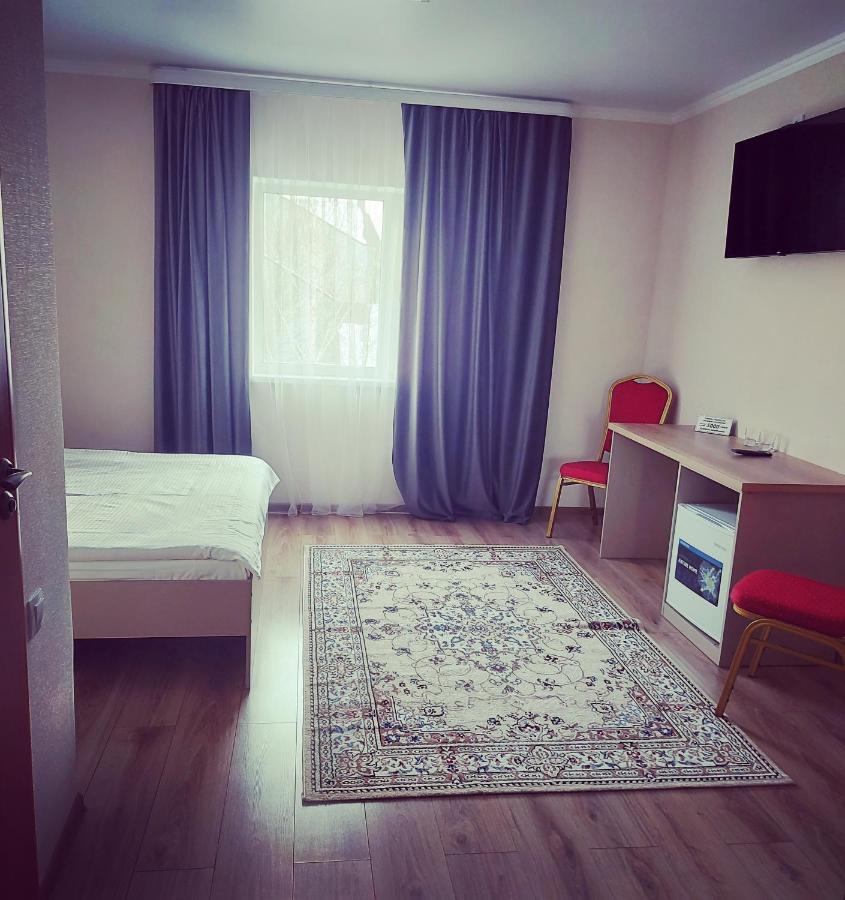 Hotel Дар-Ай Kostanái Exterior foto
